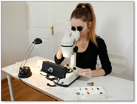 Aide à la formation en bijouterie, joaillerie, gemmologie