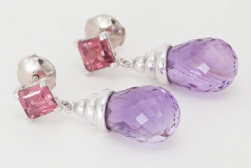 Stage de fabrication de bijoux.